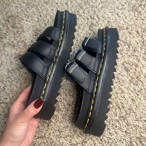 NWT Dr.Marten Blaire Slide Size 5.5